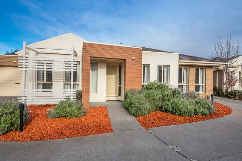 8/40-42 Darbyshire Street, Sunbury VIC 3429, Image 2