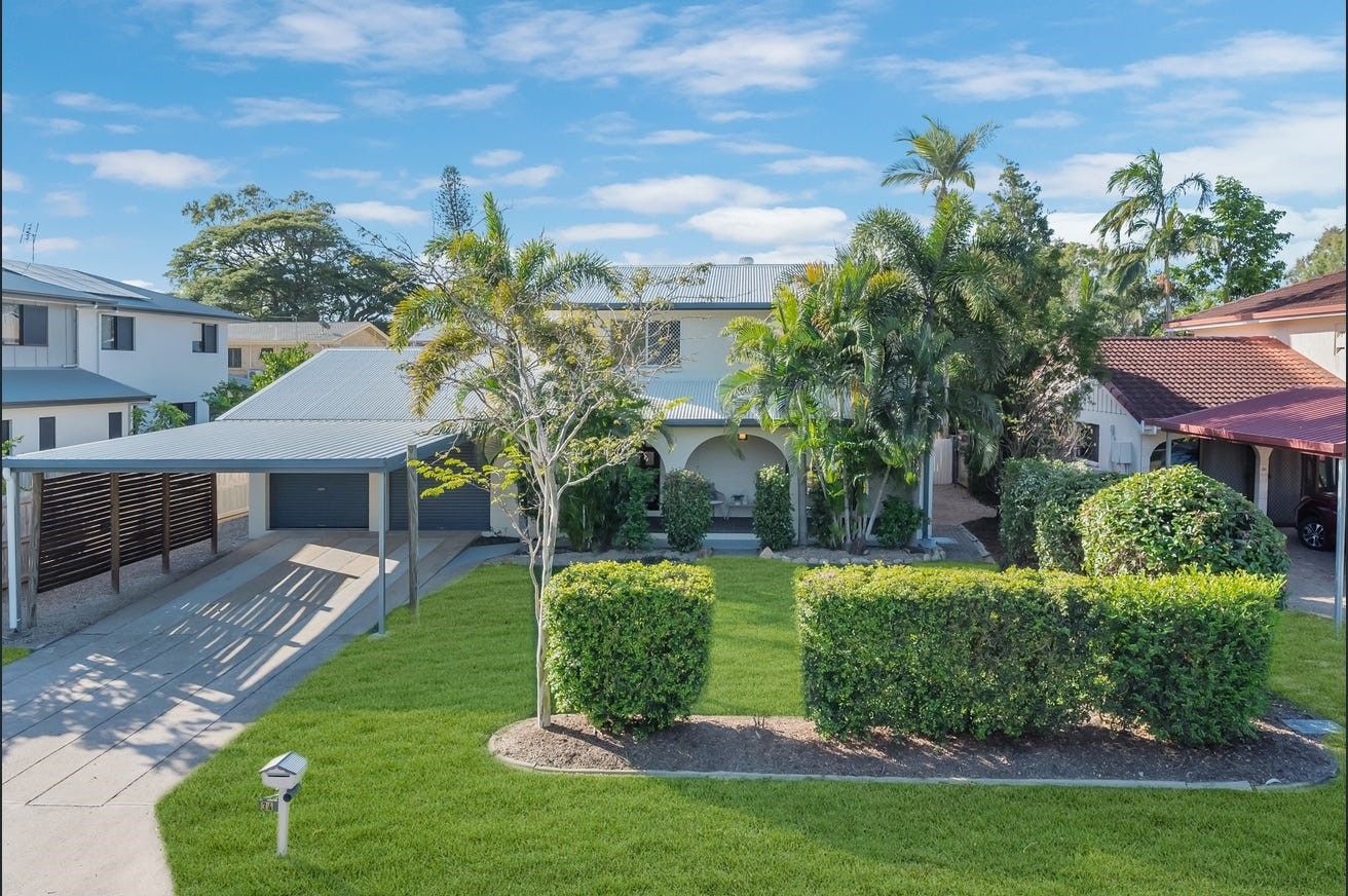 4 bedrooms House in 34 Jacaranda Crescent ANNANDALE QLD, 4814