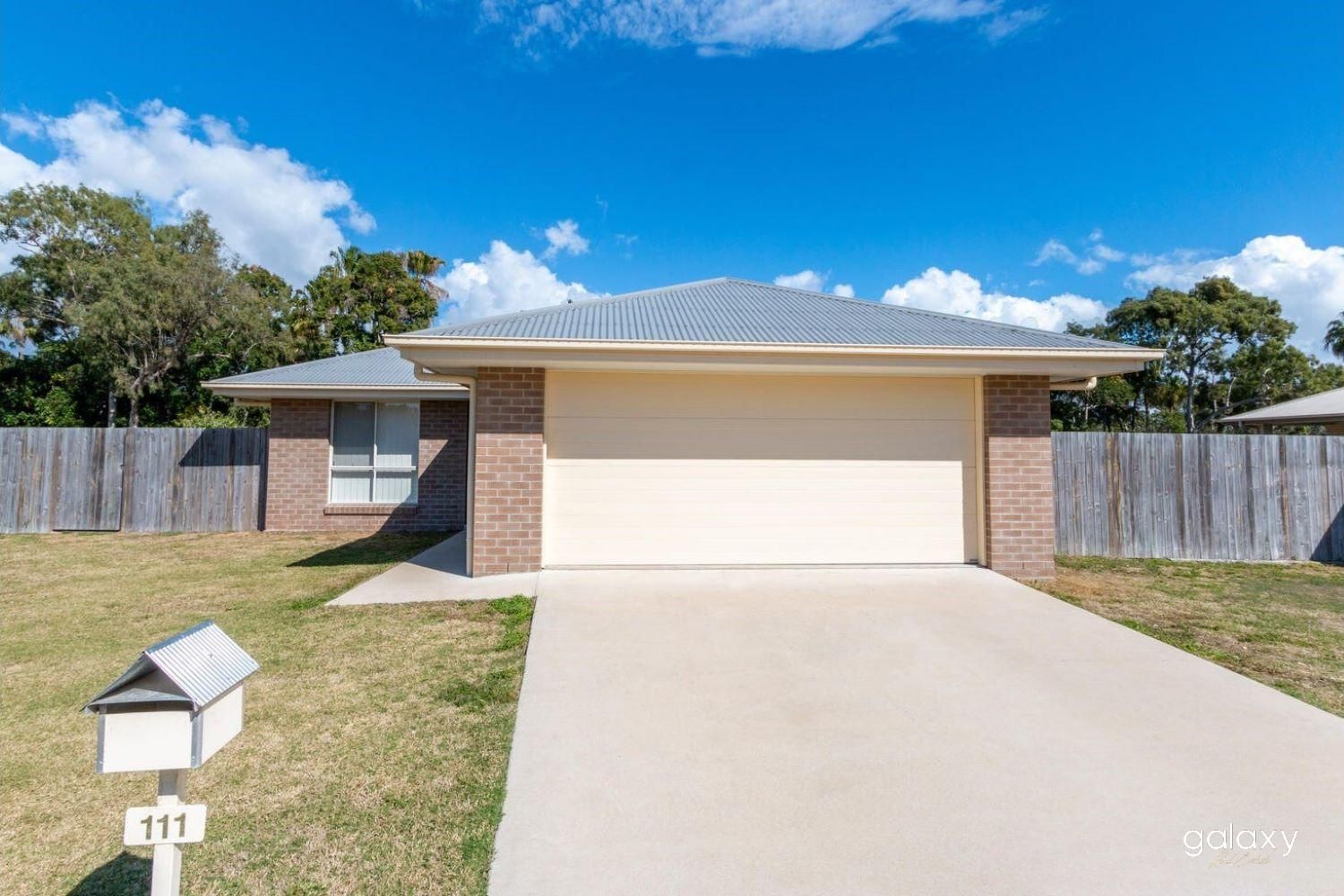 4 bedrooms House in  MOORE PARK BEACH QLD, 4670