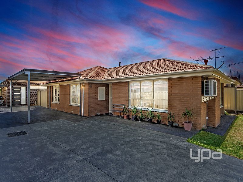 1/5 Guest Avenue, Albanvale VIC 3021, Image 1