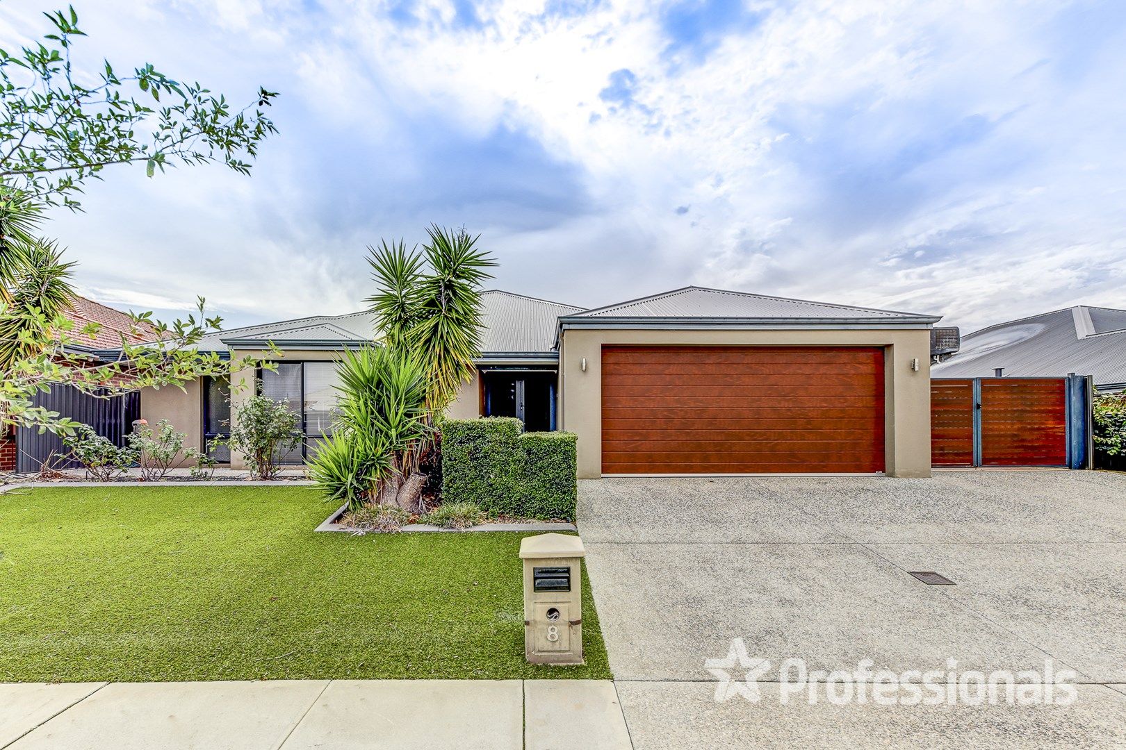 8 Gleeson Entrance, Aveley WA 6069, Image 0