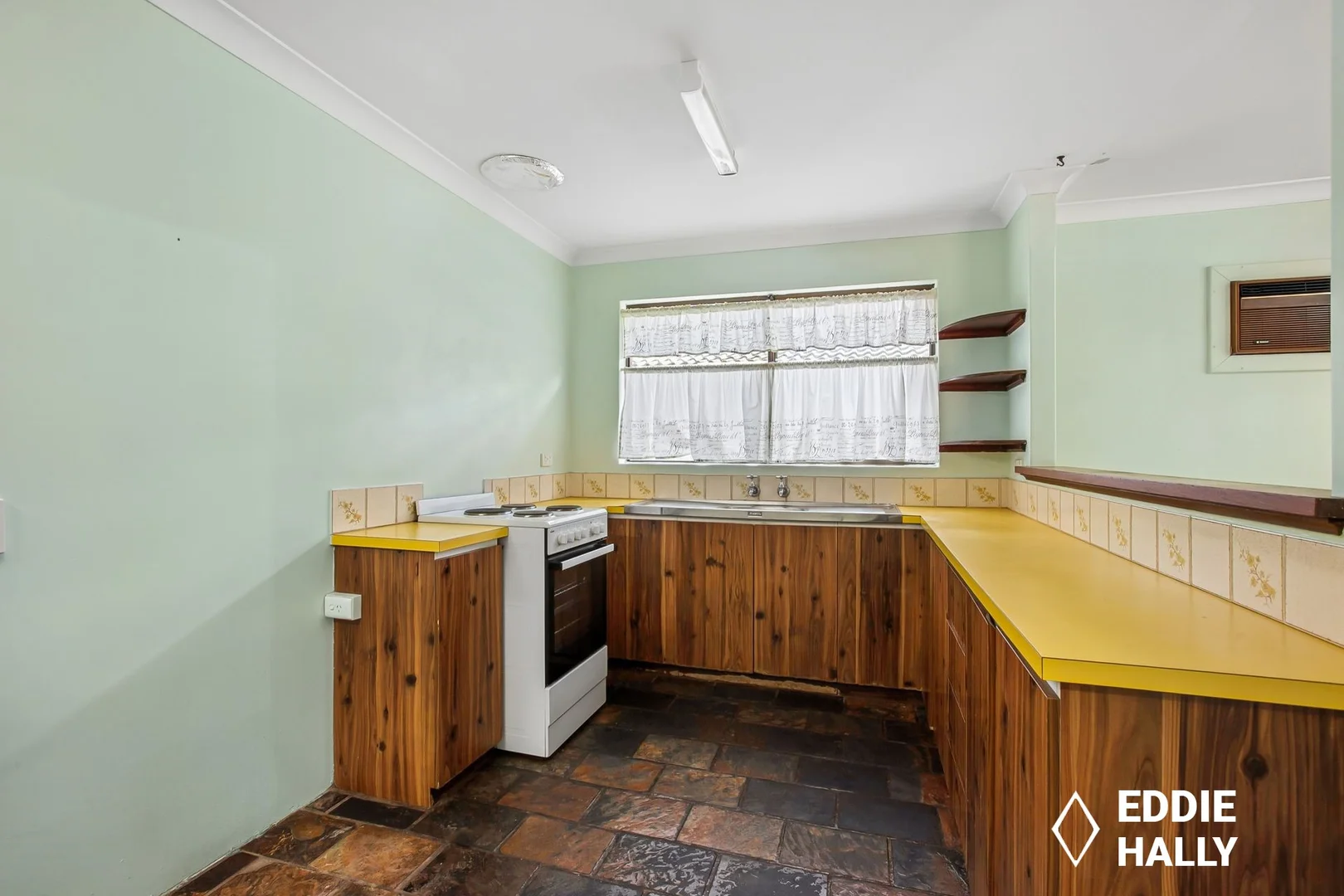 Additional image 10 of 33 Dotterel Way, Yangebup WA 6164