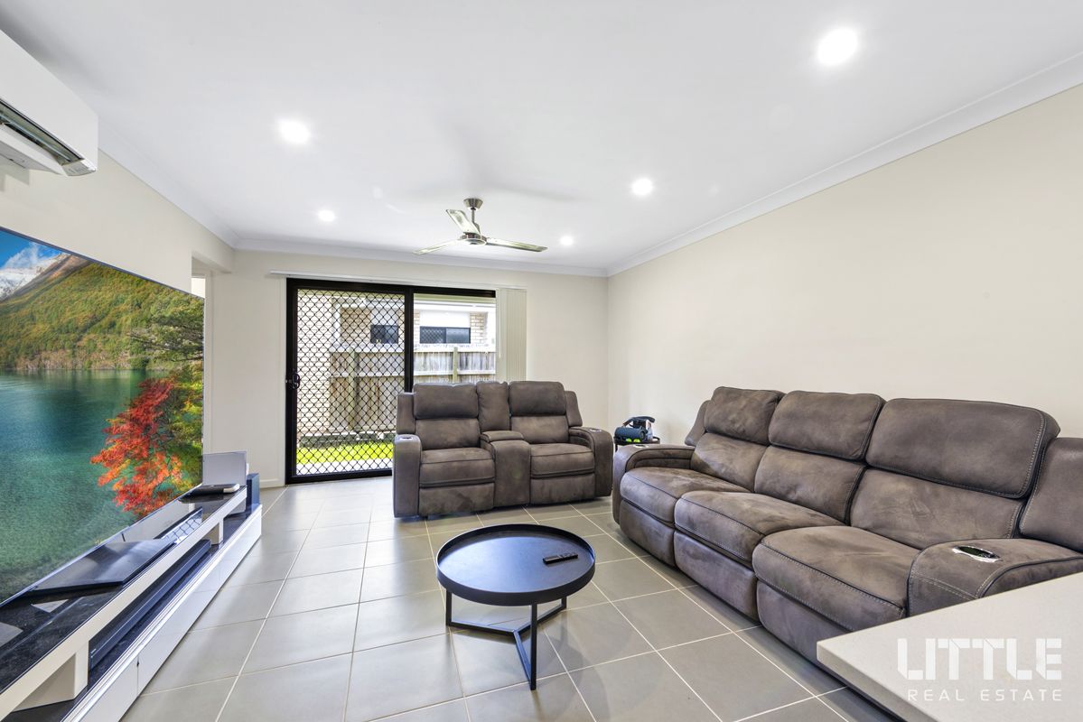 1&2/62 Clermont Street, Holmview QLD 4207, Image 2
