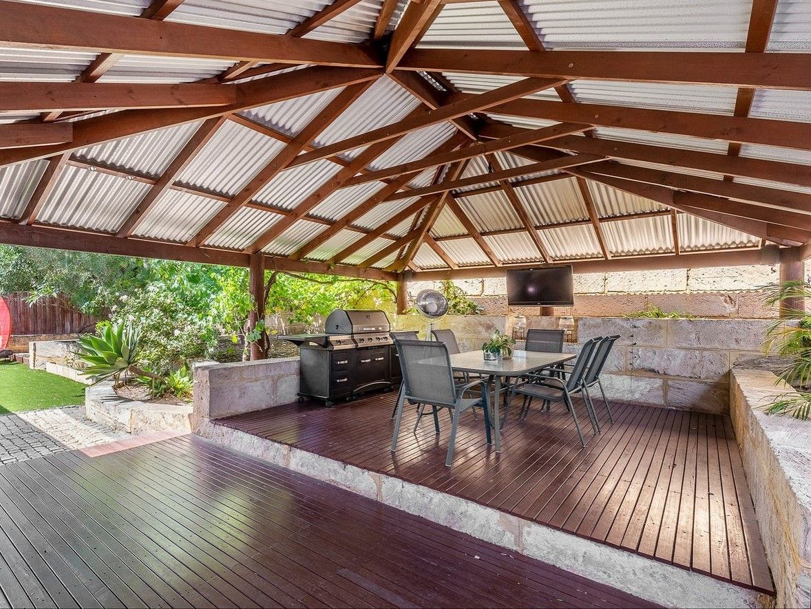 4 bedrooms House in 38 Durrington Glade CLARKSON WA, 6030