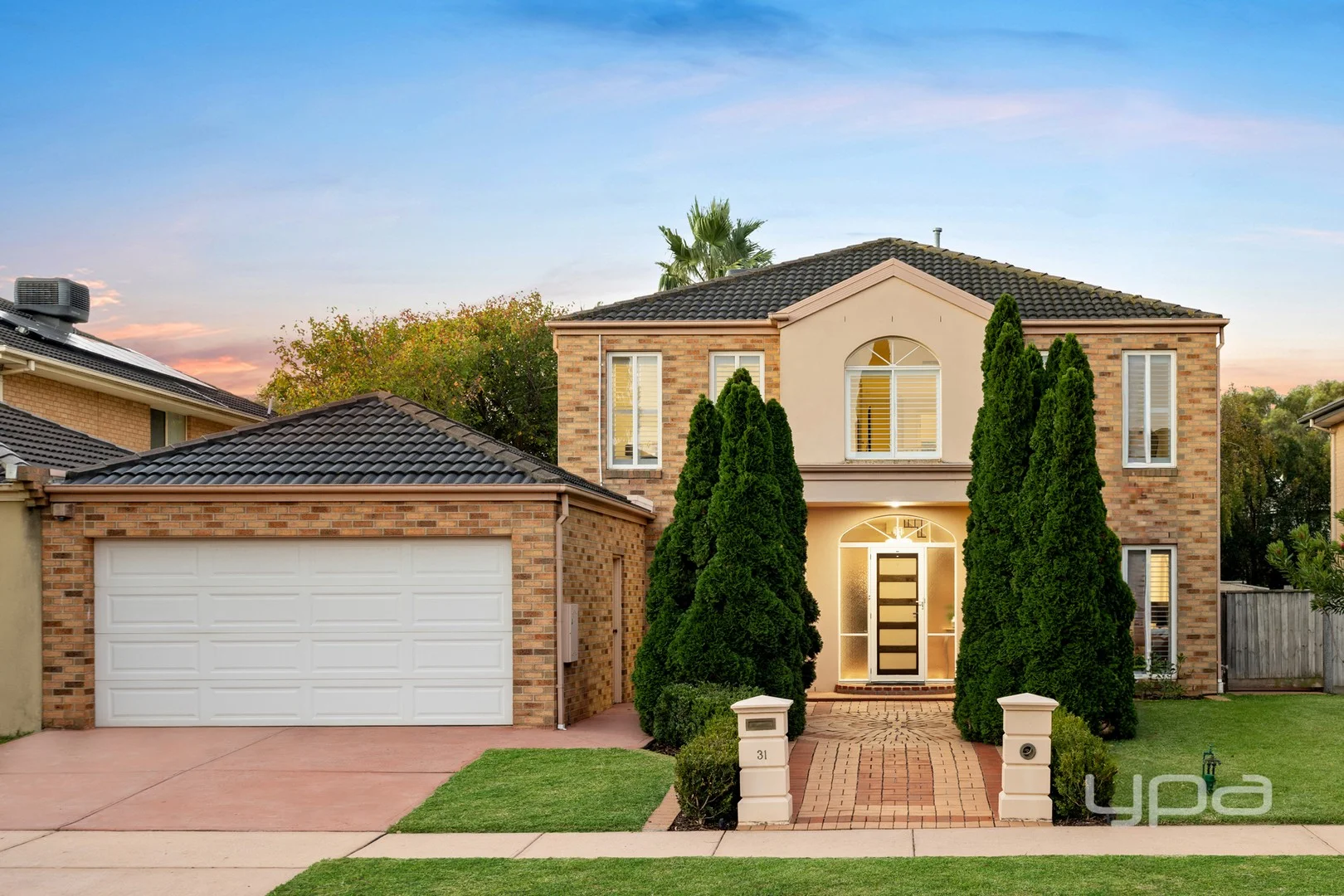 31 South Shore Avenue, Sanctuary Lakes VIC 3030