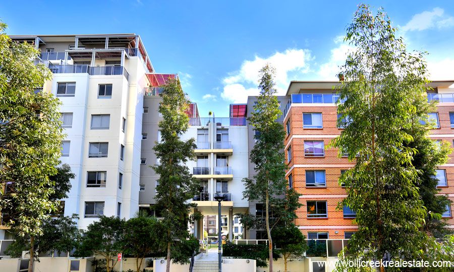 2 bedrooms Apartment / Unit / Flat in  WOLLI CREEK NSW, 2205