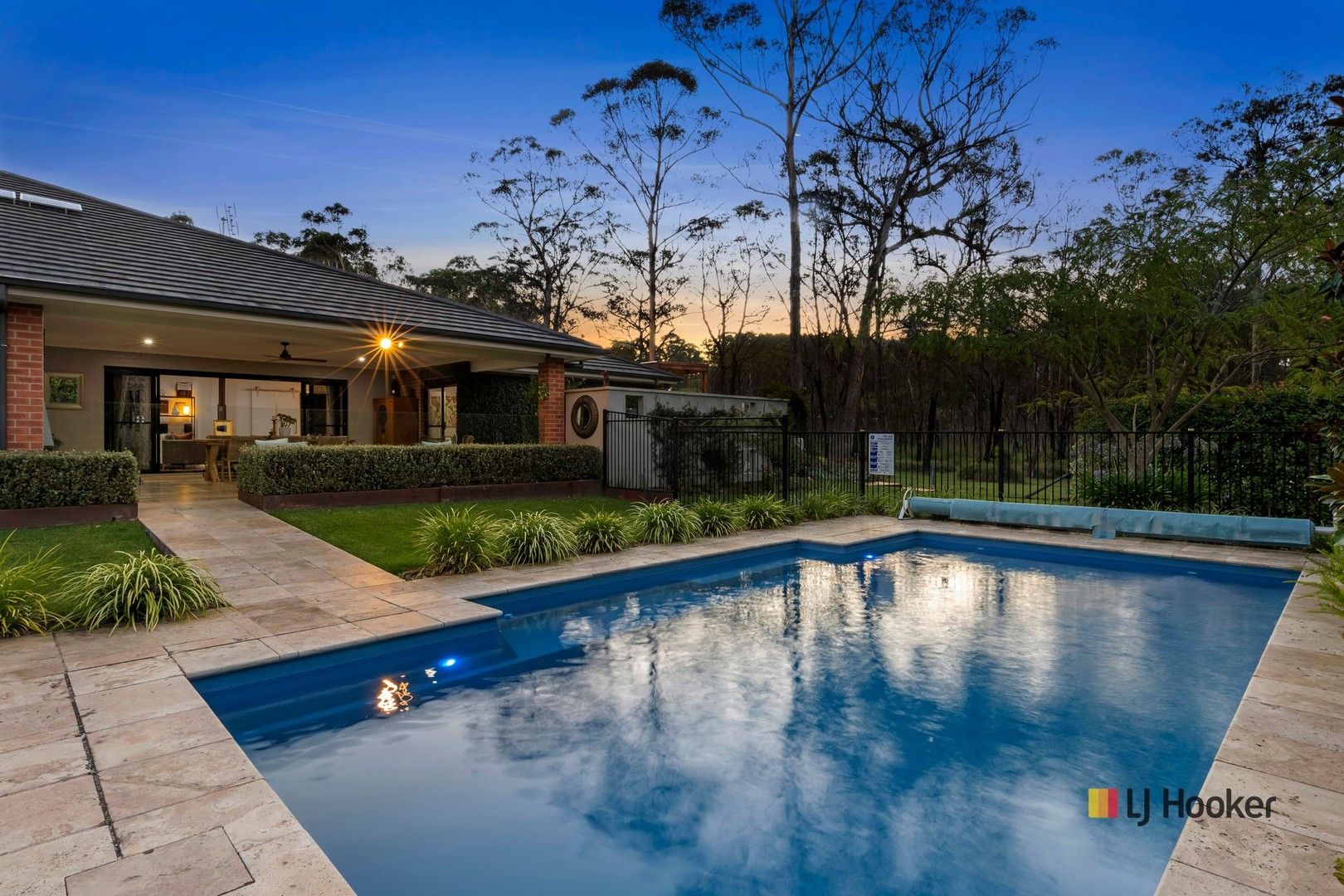 4 bedrooms House in 8 Brushbox Place BATEHAVEN NSW, 2536