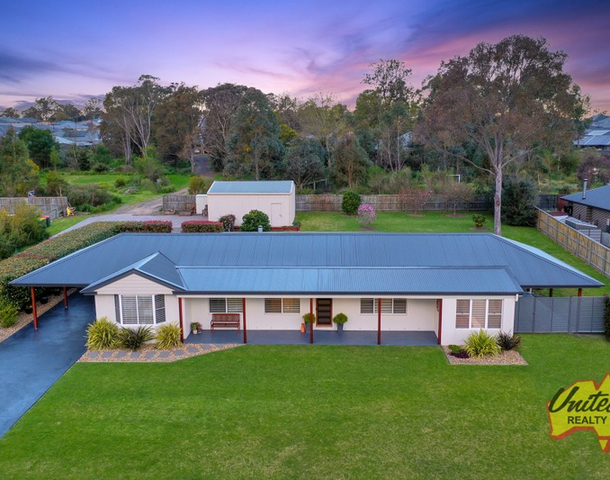 7 Tyrrell Place, The Oaks NSW 2570