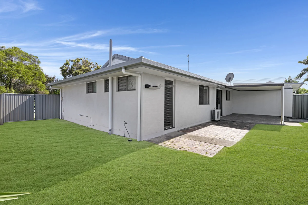 Additional image 11 of 2/1 Russell Court, Miami QLD 4220