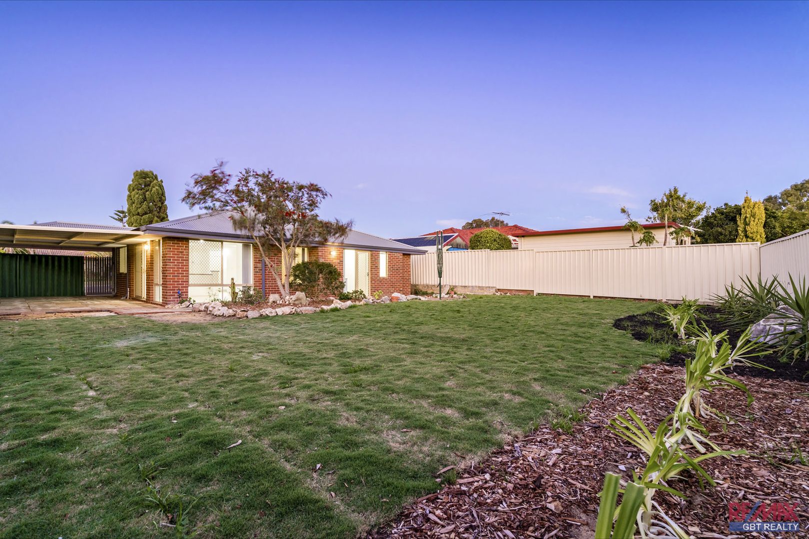 12 Holwell Gardens, Clarkson WA 6030, Image 2