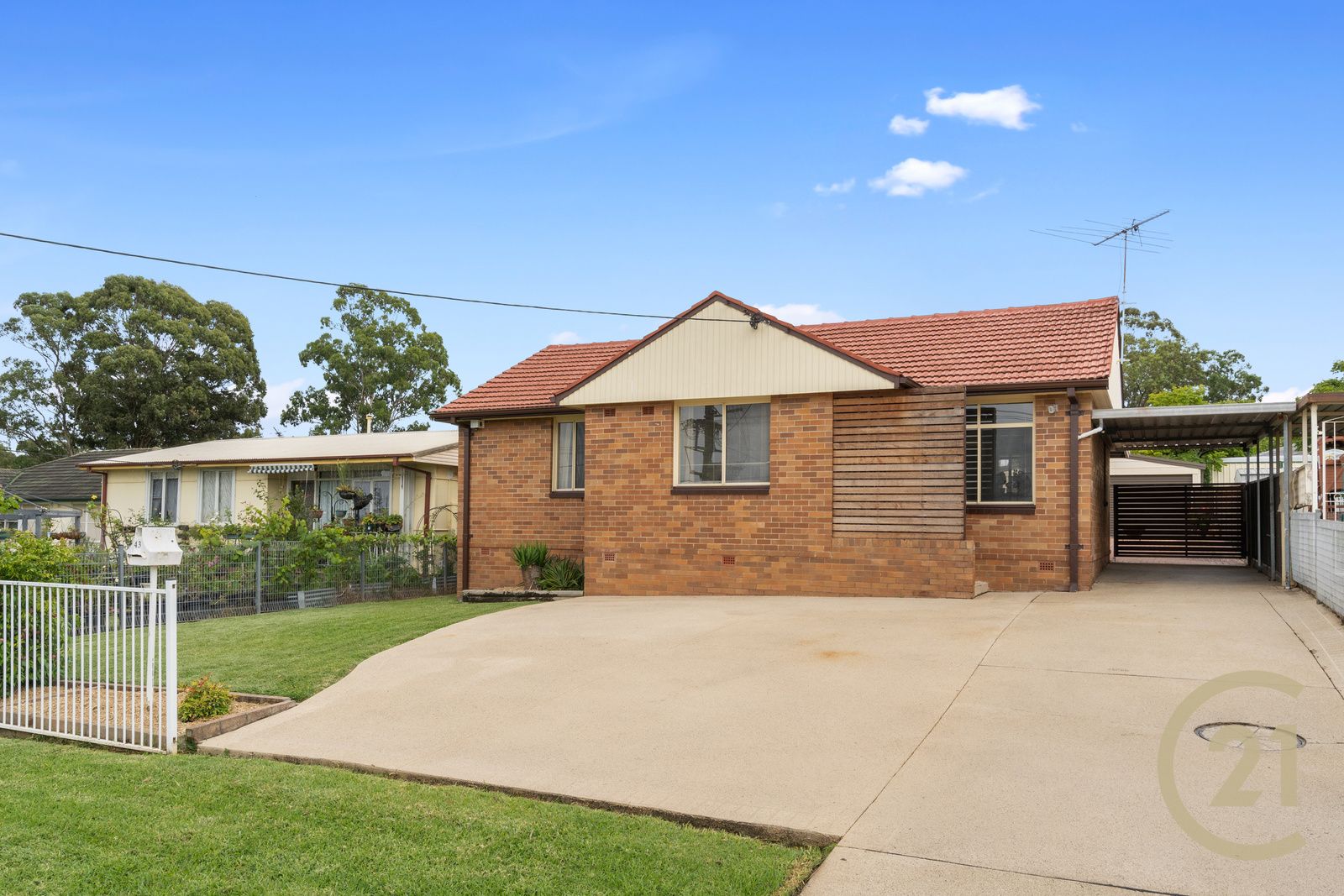 43 Aberdeen Road, Busby NSW 2168, Image 0