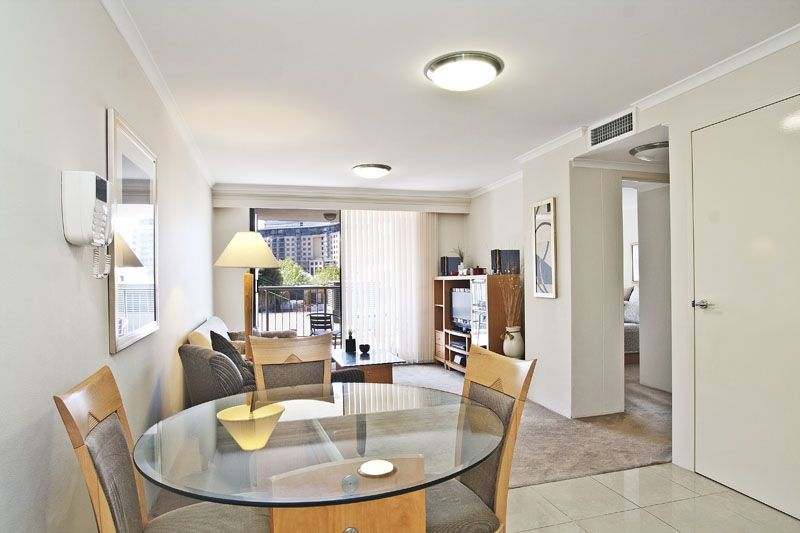 1 bedrooms Apartment / Unit / Flat in 86/104 Miller Street PYRMONT NSW, 2009