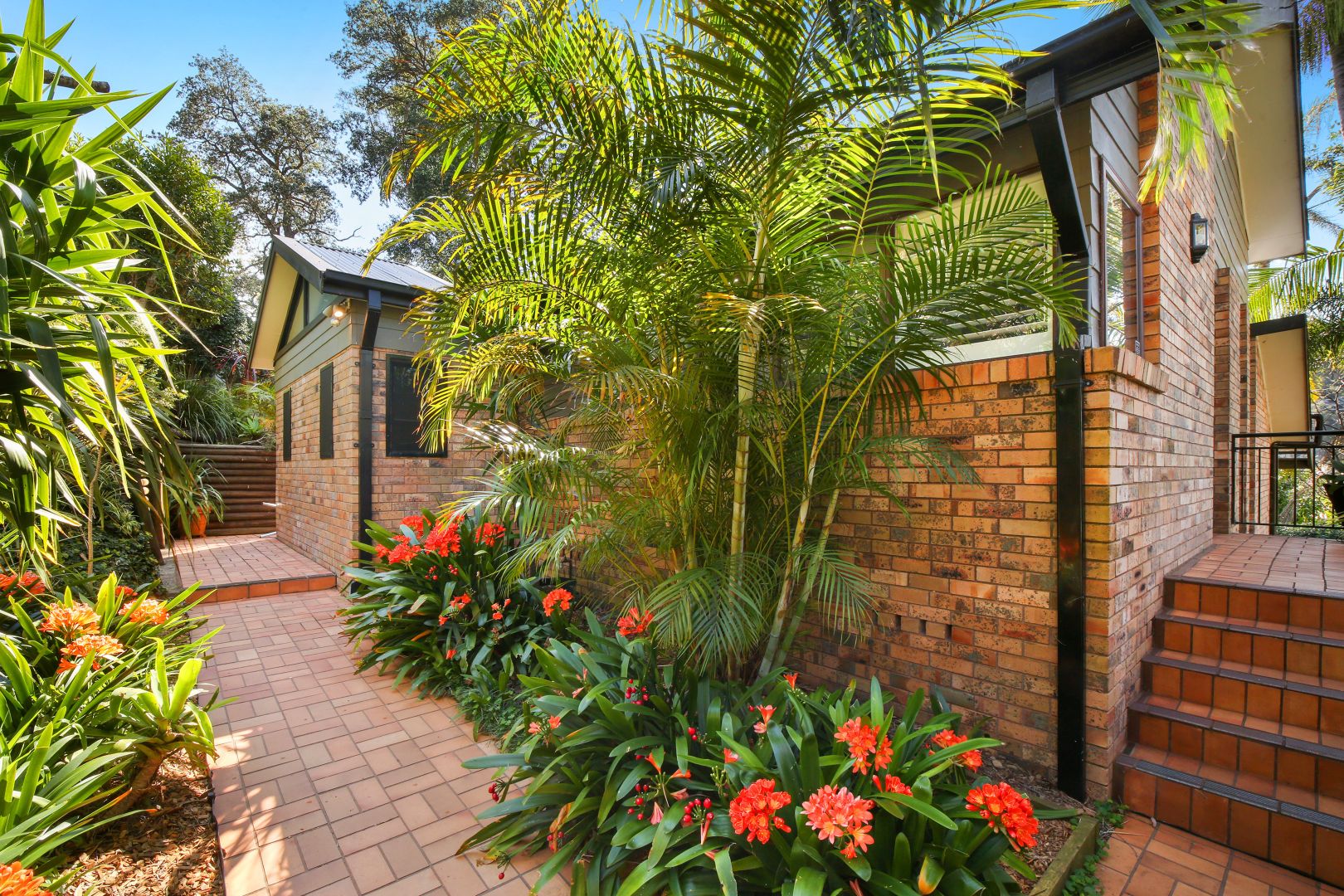 9 Harcourt Place, North Avoca NSW 2260, Image 2