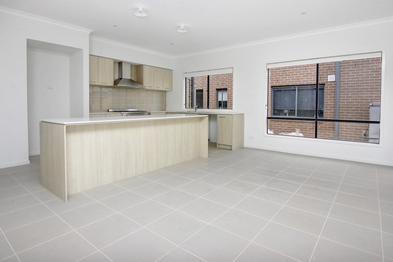12 Roskopp Avenue, Clyde North VIC 3978, Image 2