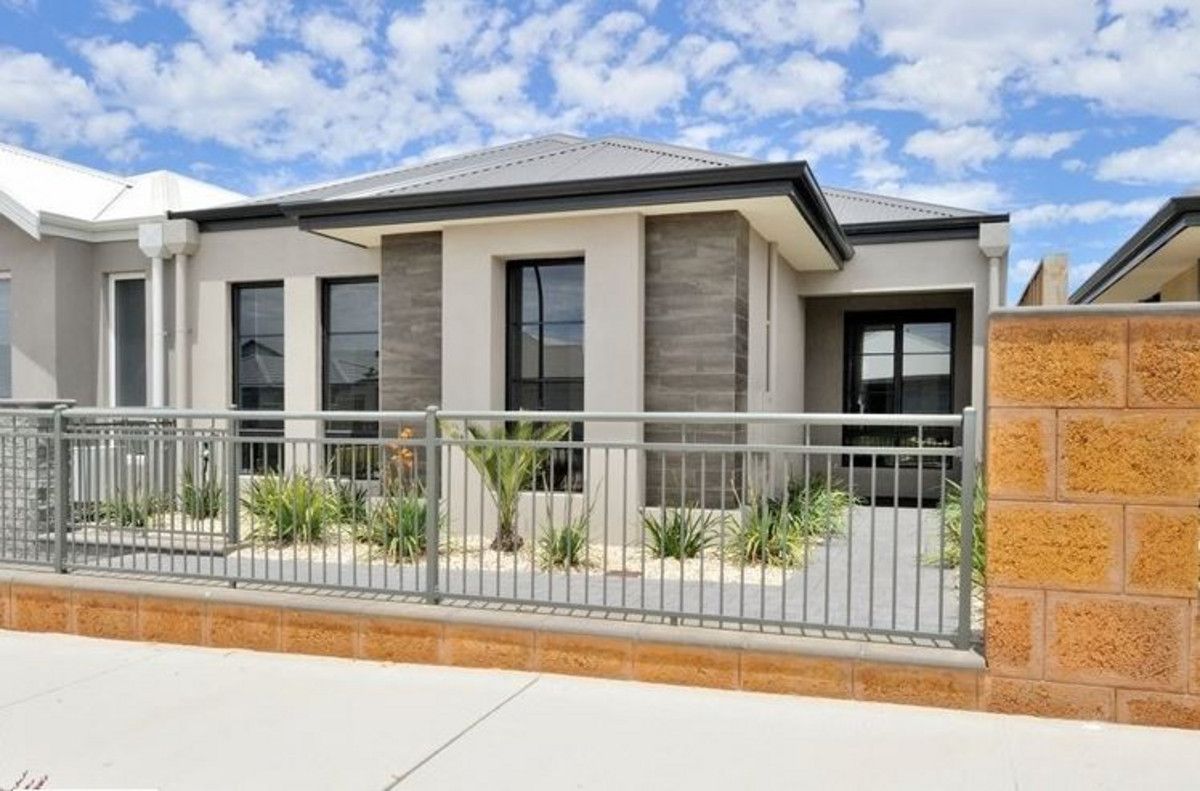 3 bedrooms House in 9 Interlaken Loop ELLENBROOK WA, 6069