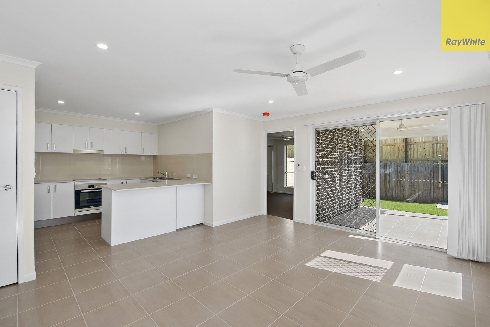 1/10 Weyba Street, Morayfield QLD 4506, Image 2