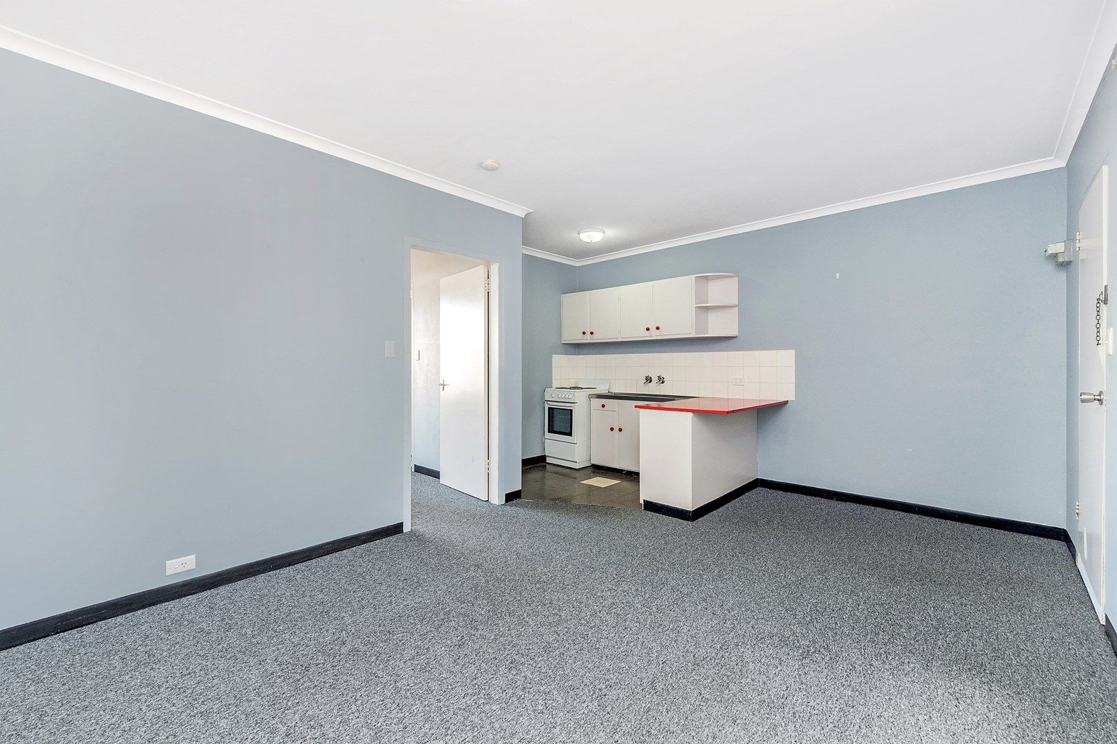 17/122 Henderson Road, Queanbeyan NSW 2620, Image 0