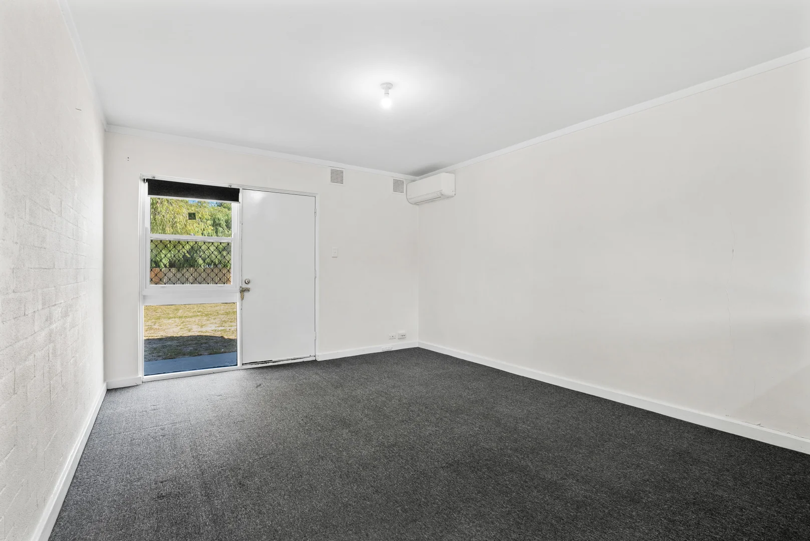 Additional image 3 of 2/15 Corvus Place, Rockingham WA 6168