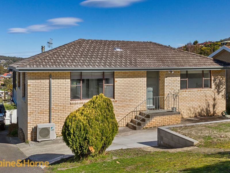 16 Stirling Avenue, Blackmans Bay TAS 7052, Image 0