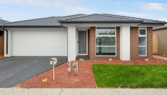 142 Henry Road, Pakenham VIC 3810, Image 0