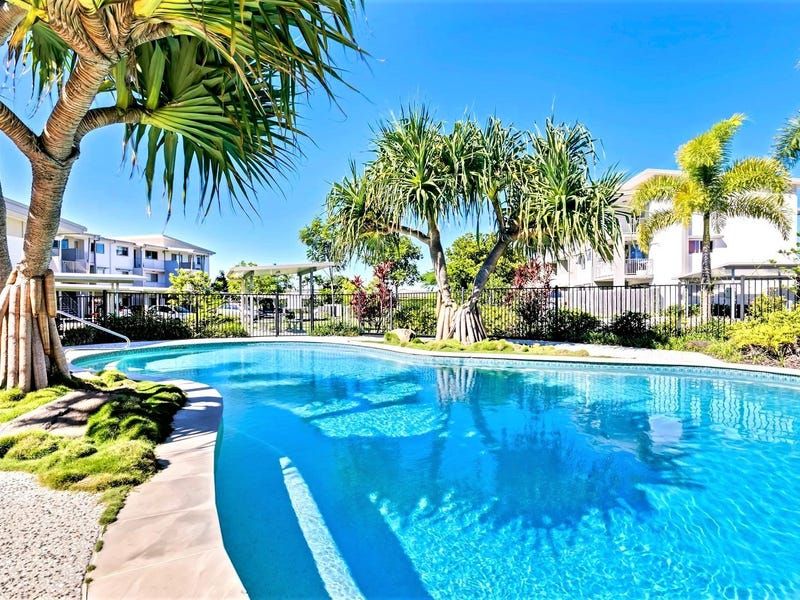 2 bedrooms Apartment / Unit / Flat in 204/25 Chancellor Village Boulevard SIPPY DOWNS QLD, 4556