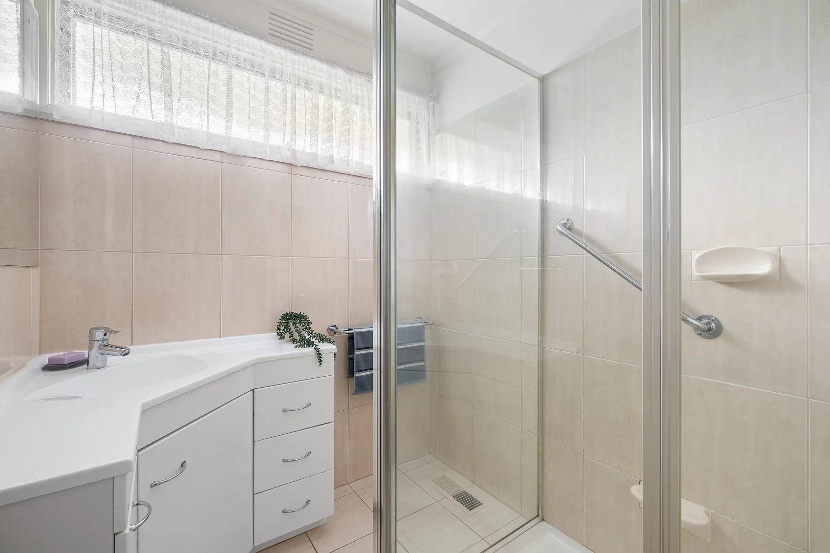 Additional image 8 of 5 Regina Street, Rosanna VIC 3084