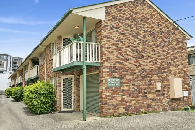 Picture of 1/27 Baden Powell Street, MAROOCHYDORE QLD 4558