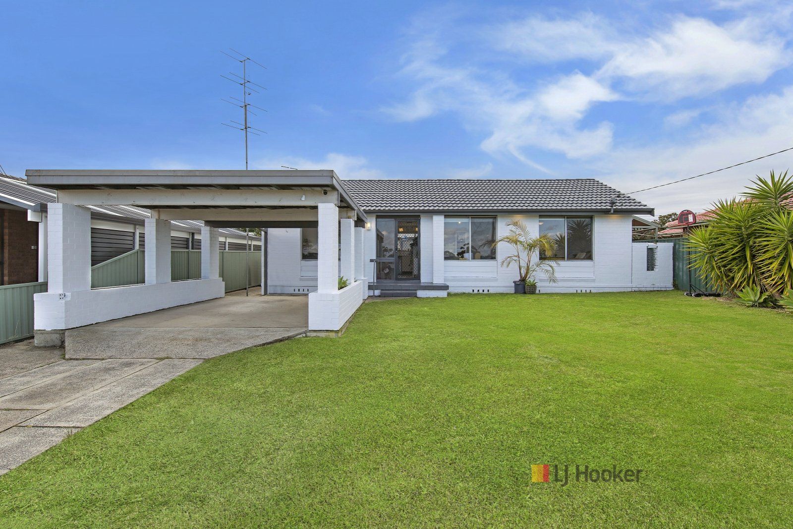 47 Coonanga Avenue, Budgewoi NSW 2262, Image 0