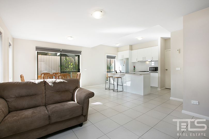 5/23 Outlook Way, Sunbury VIC 3429, Image 2