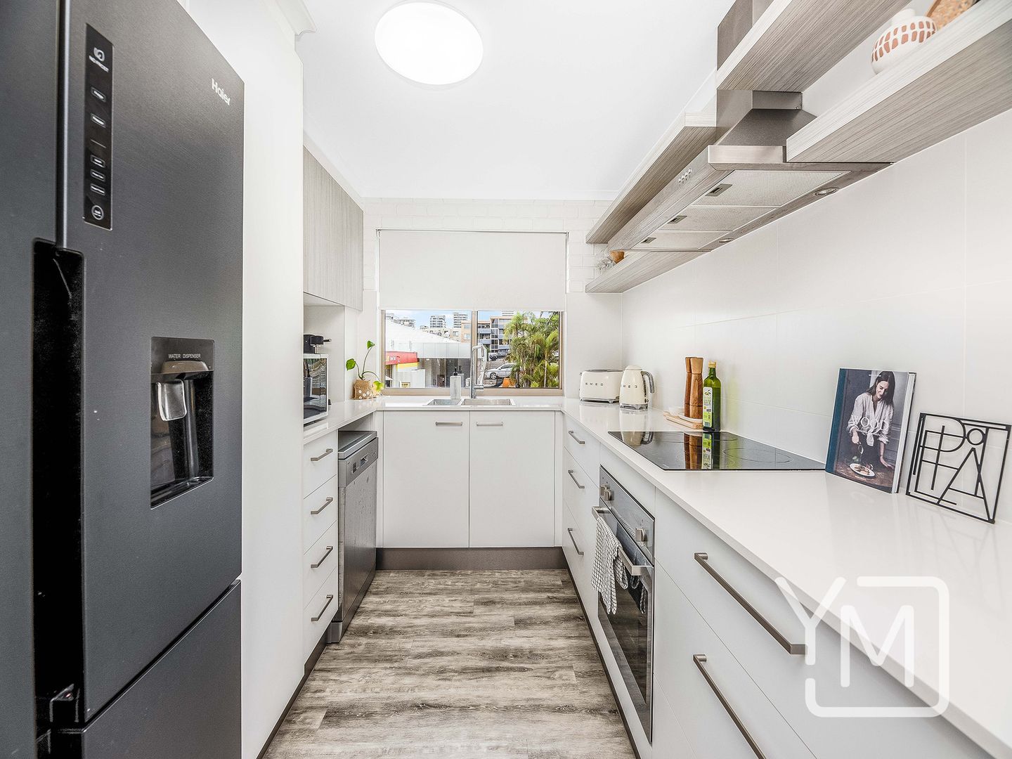 8/37 Burgess Street, Kings Beach QLD 4551, Image 2