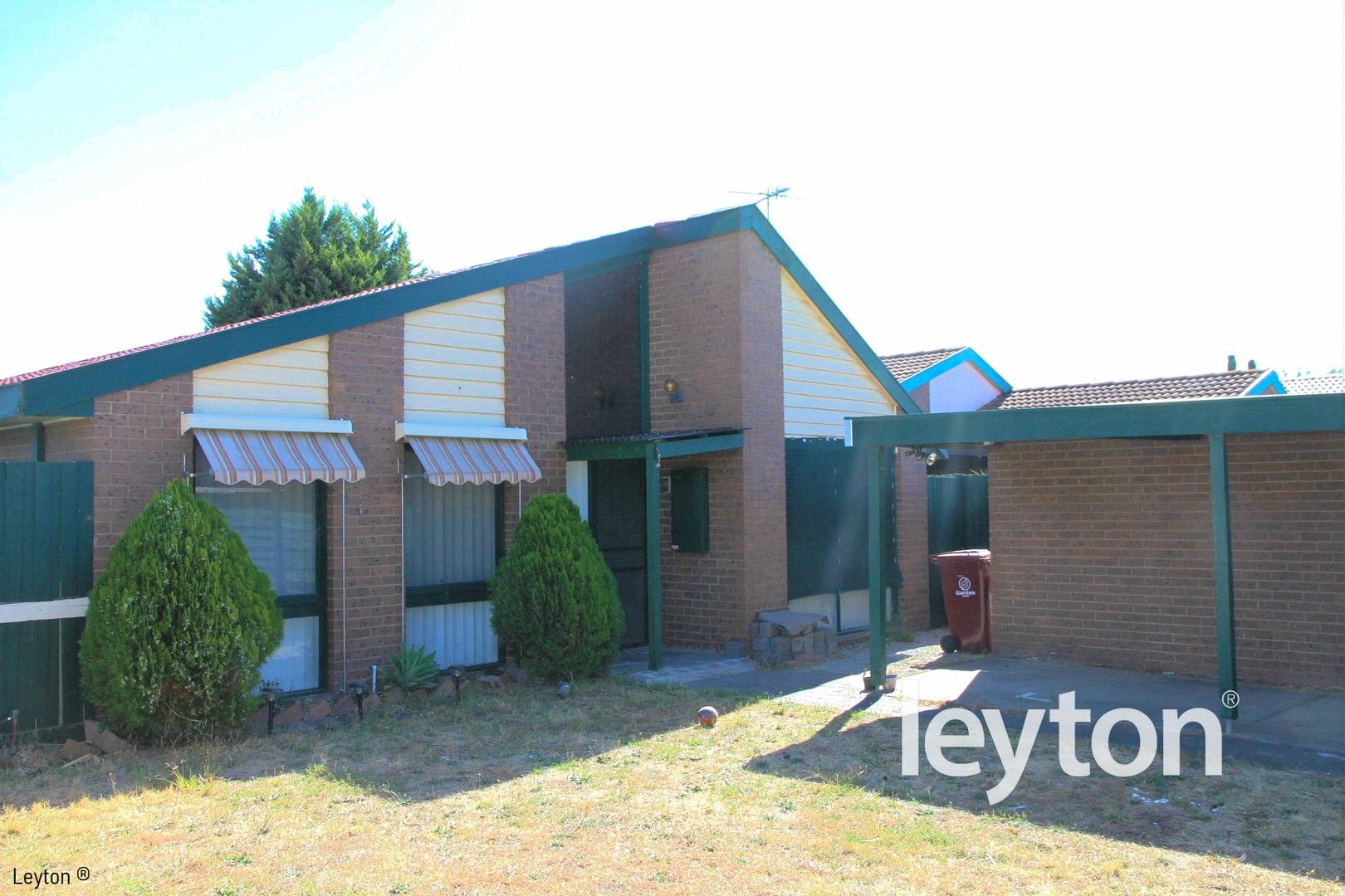 3 bedrooms House in 17 Dryandra Crescent KEYSBOROUGH VIC, 3173