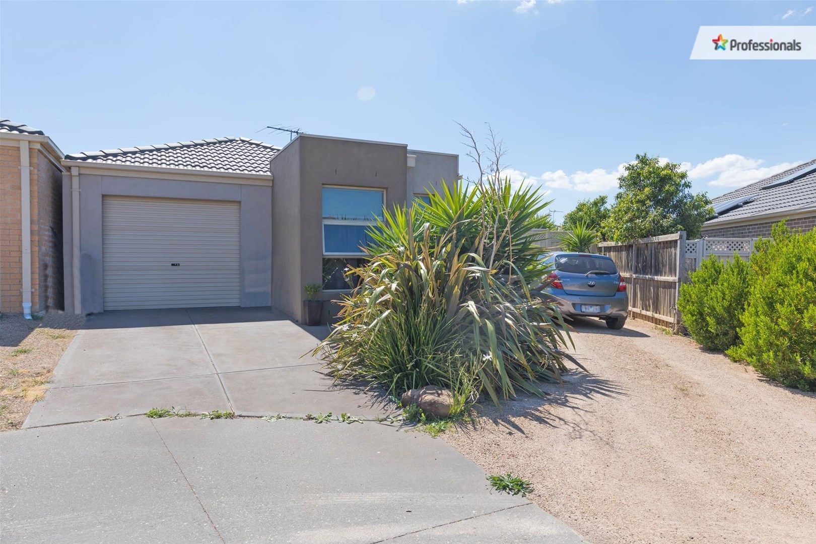 15 Casuarina Court, Melton West VIC 3337, Image 0