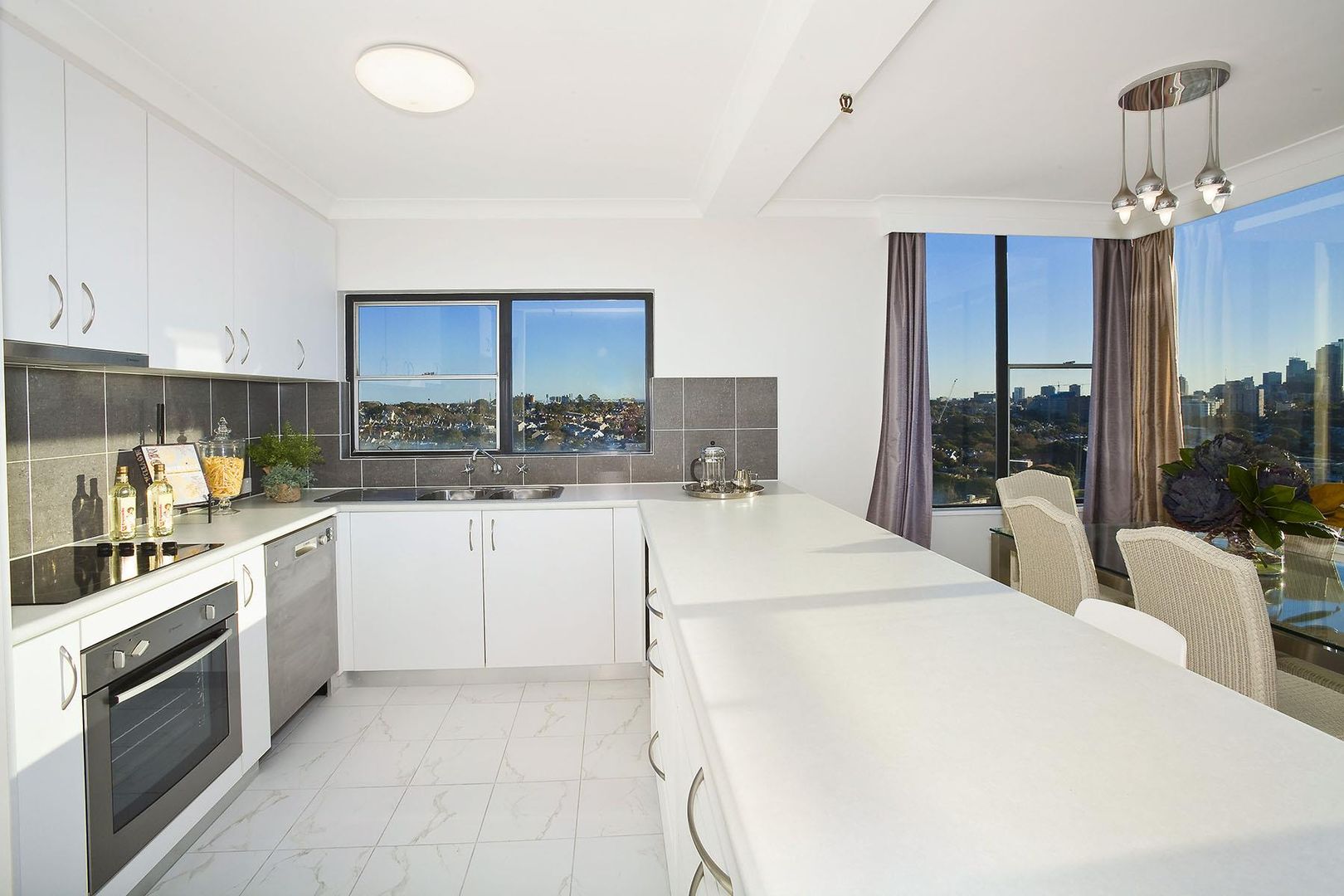 13A/3 Darling Point Road, Darling Point NSW 2027, Image 2