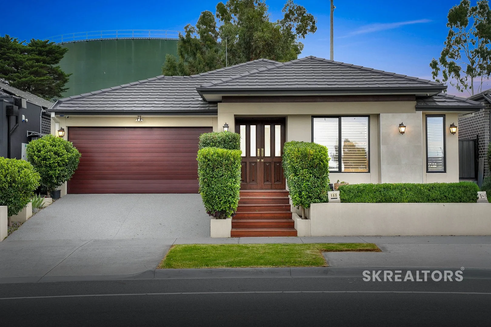 Primary image of 165 Fairways Boulevard, Craigieburn VIC 3064