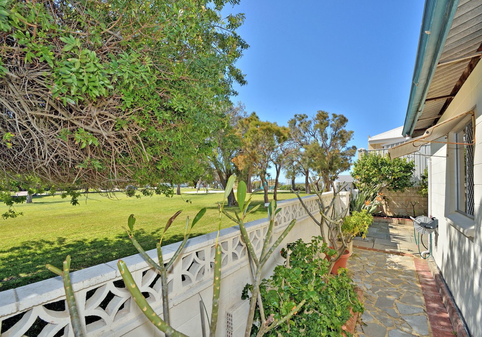 35b Peter Street, Halls Head WA 6210, Image 1