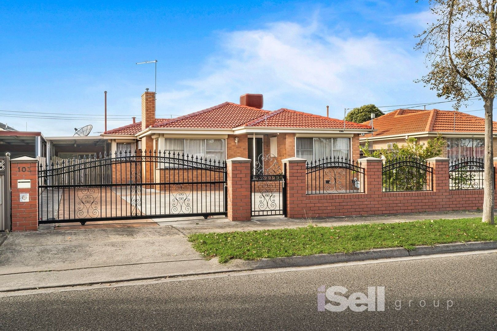 3 bedrooms House in 103 Ellen Street SPRINGVALE VIC, 3171