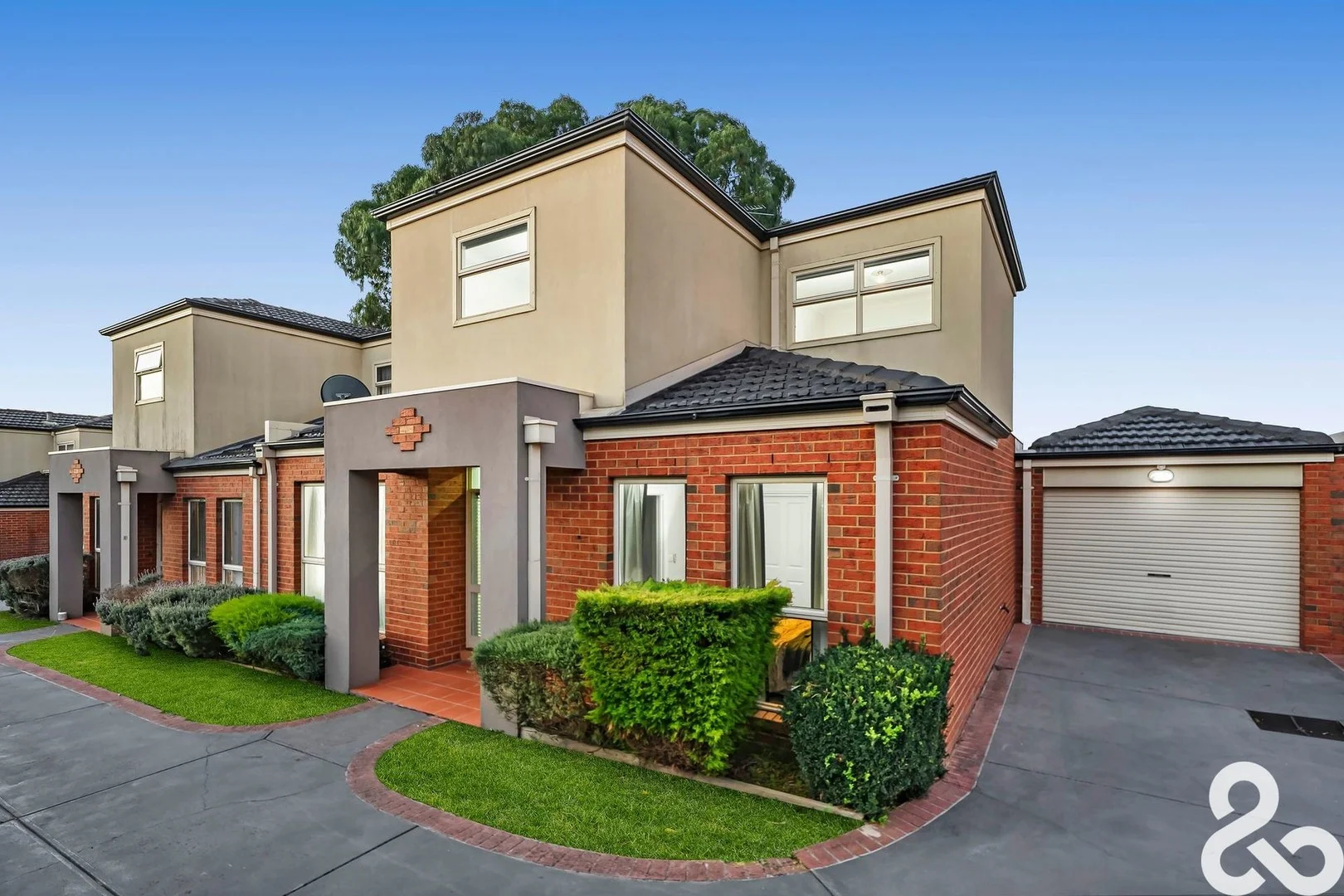 2/31 Old Plenty Road, South Morang VIC 3752