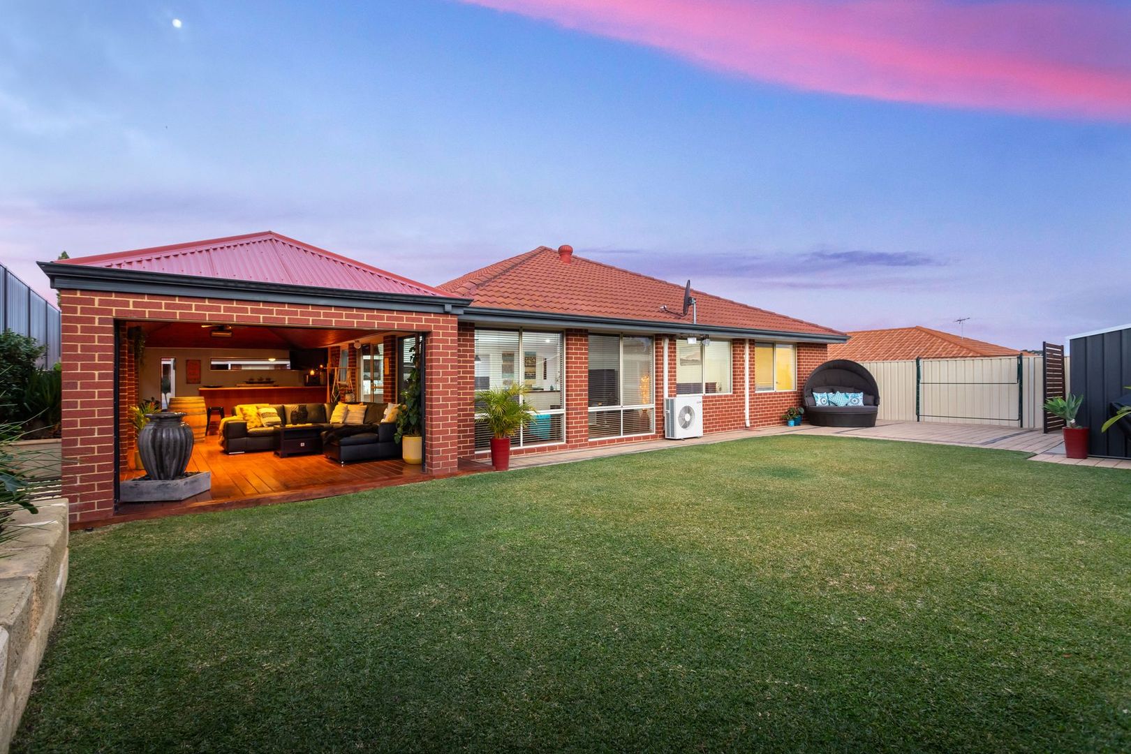 7 Rosedale Vista, Hocking WA 6065, Image 2