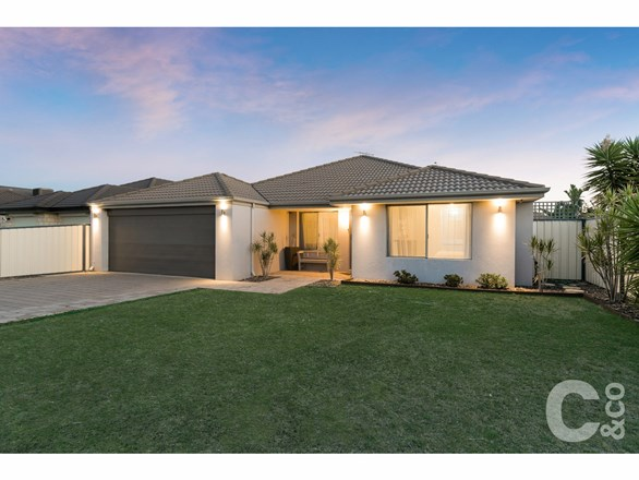 4 Shannon Pass, Bertram WA 6167