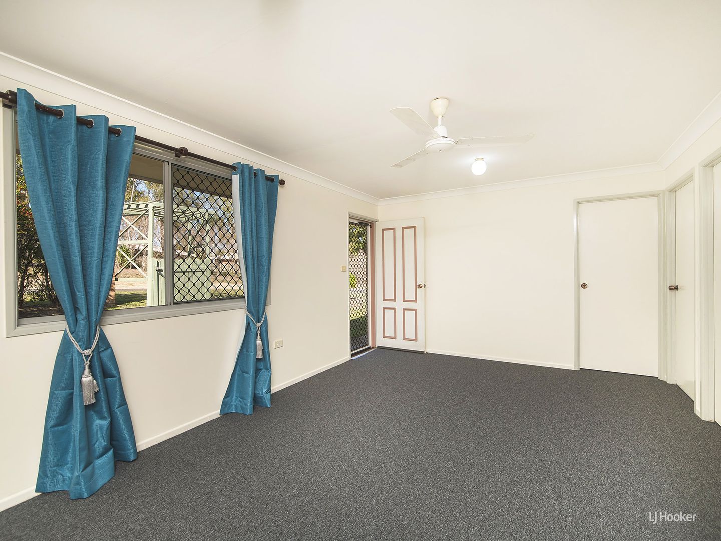 10 Grevillea Drive, Kawana QLD 4701, Image 2