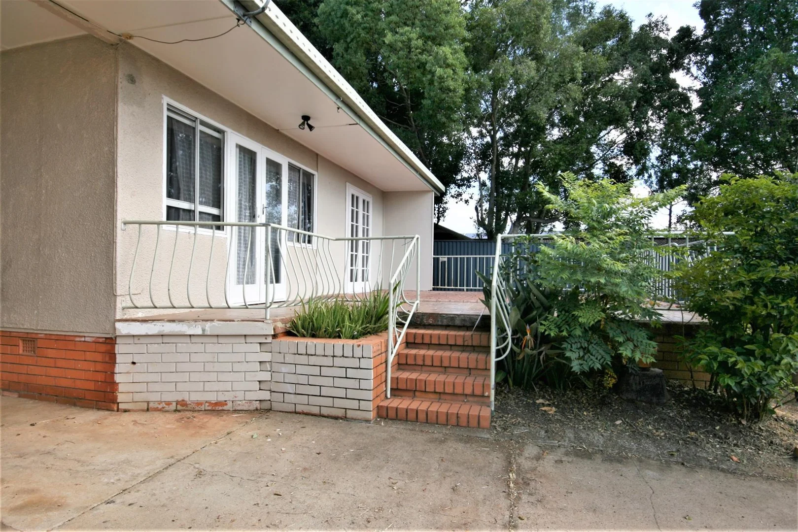 Primary image of 2/7 Warrener St, Nerang QLD 4211