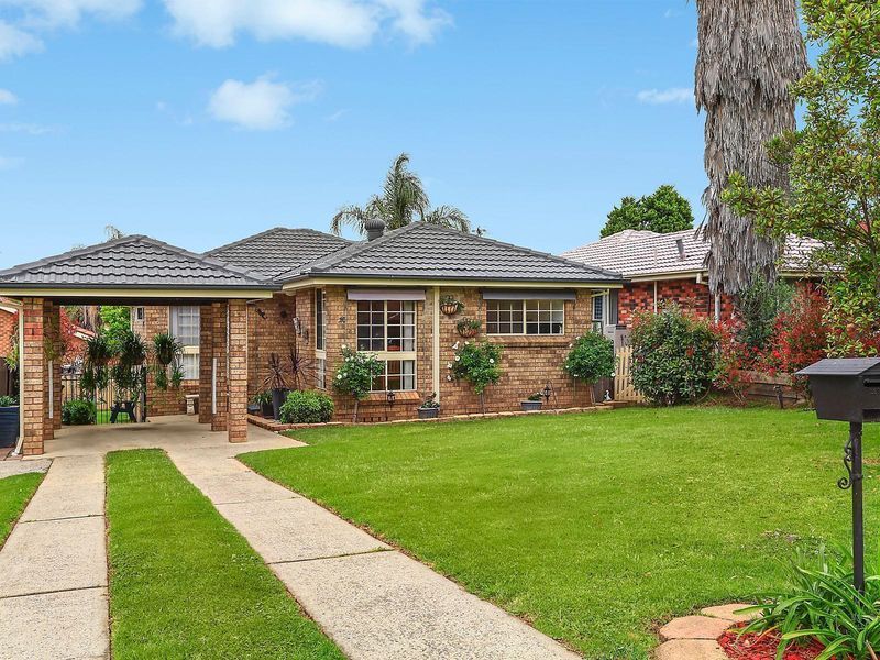 10 Day Place, Minto NSW 2566, Image 0