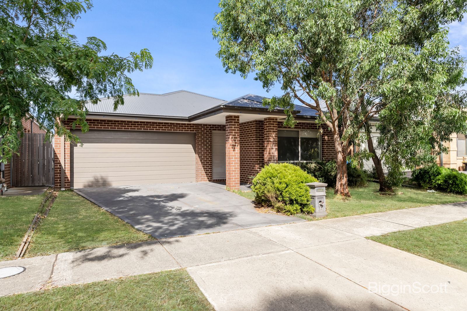 12 Glenelg Street, Clyde North VIC 3978, Image 1