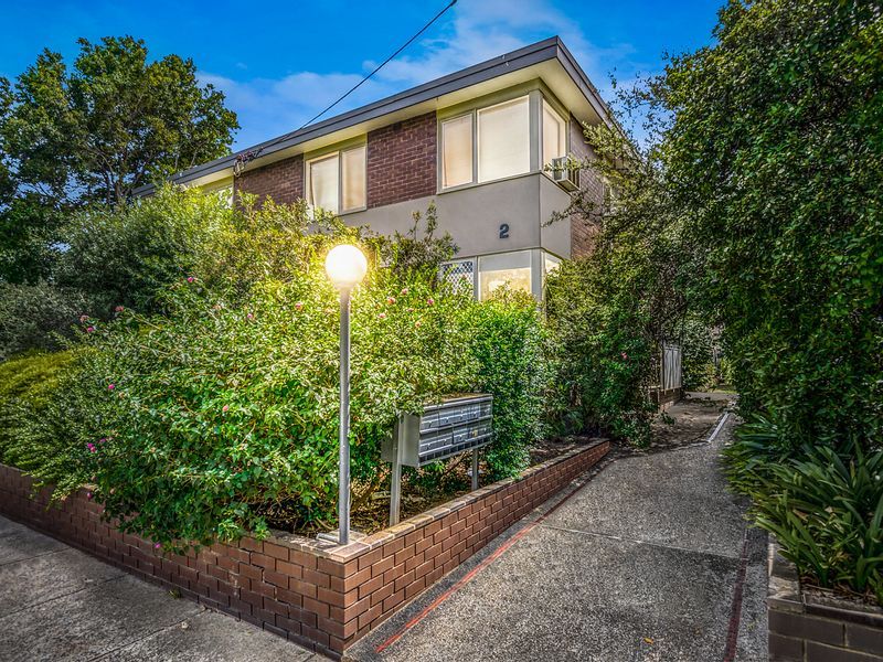2 bedrooms Apartment / Unit / Flat in 7/2 Victoria St ELSTERNWICK VIC, 3185