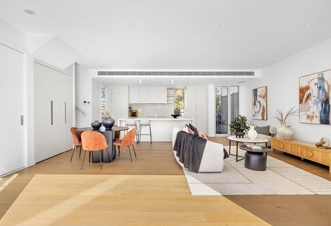 3/4 Hyton Crescent, Kew VIC 3101
