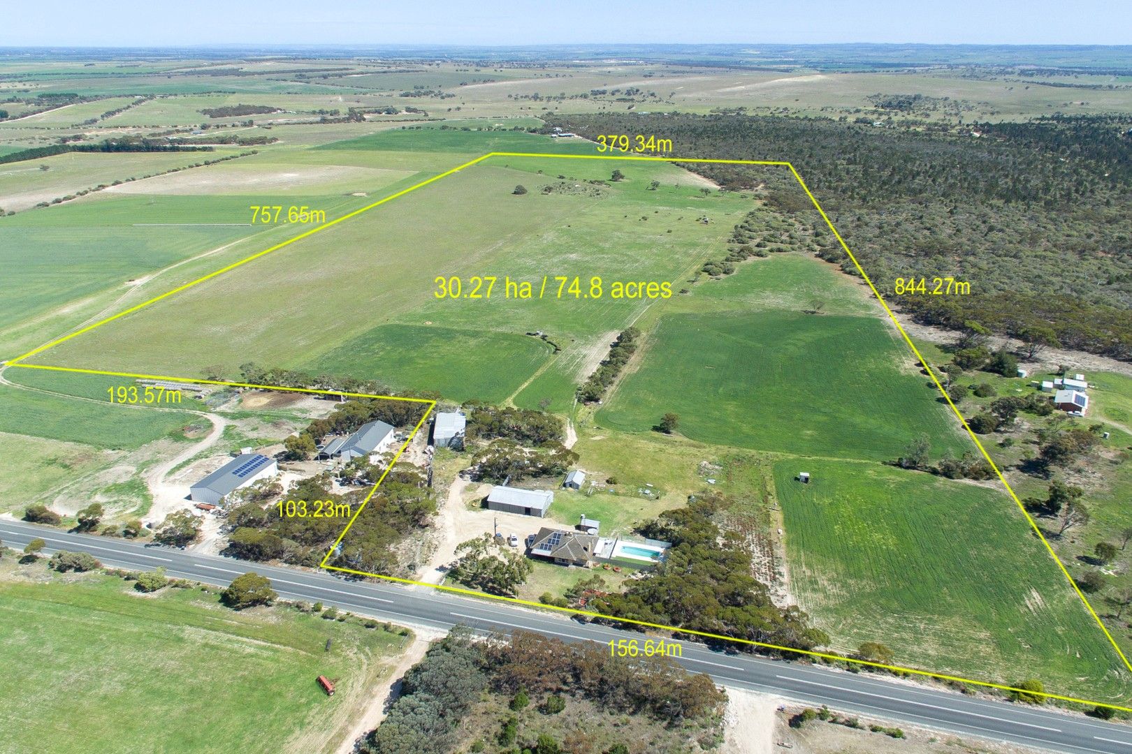 3 bedrooms House in 960 Ferries McDonald Road MONARTO SOUTH SA, 5254