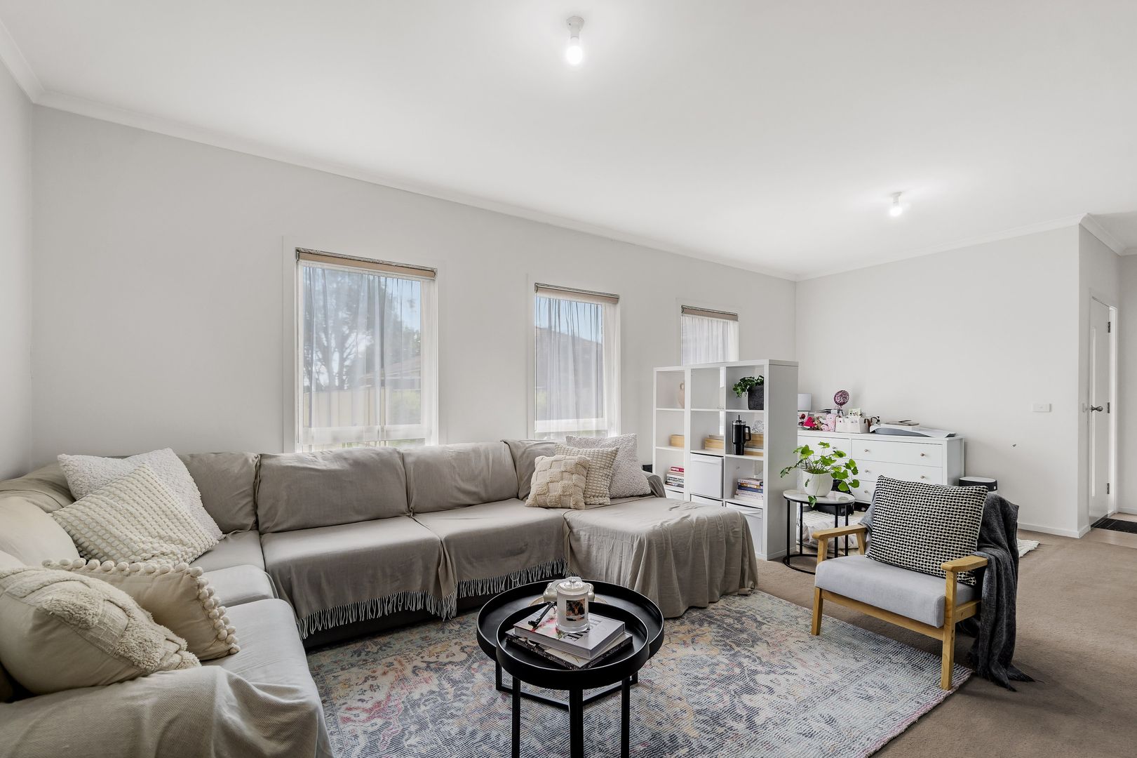 6/7-8 Roseville Court, Berwick VIC 3806, Image 2