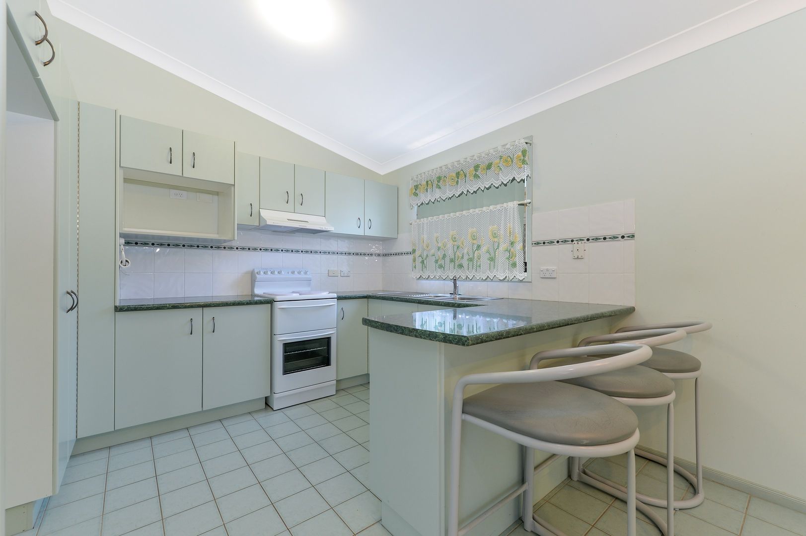 123 Callistemon Crescent, Kanahooka NSW 2530, Image 1