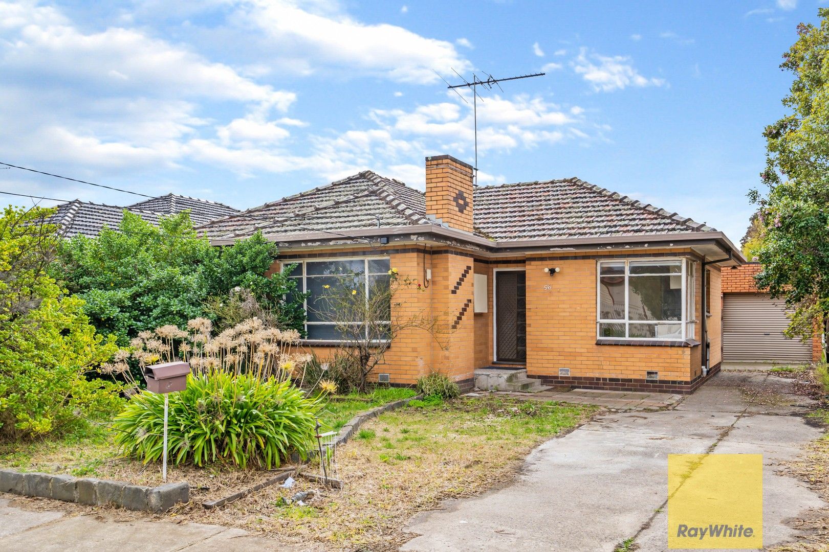 3 bedrooms House in 56 Railway Parade DEER PARK VIC, 3023