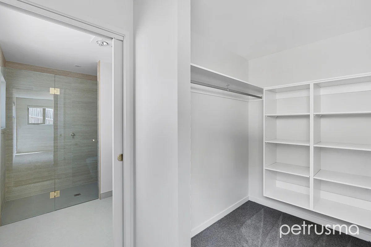 Additional image 7 of 1&2/28 Nayuka Street, Geilston Bay TAS 7015